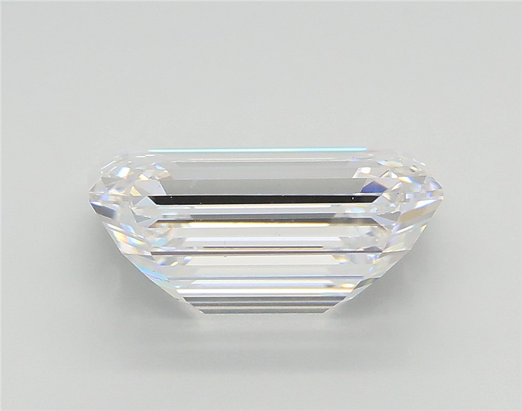 2.70 ct. emerald Lab Grown Diamond front image