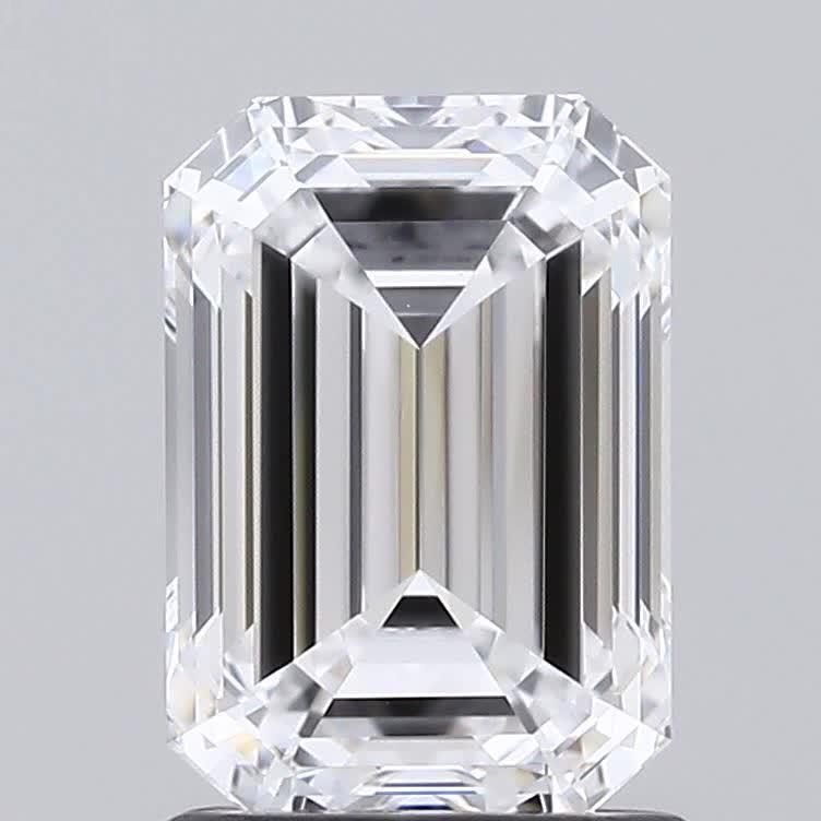 1.57 ct. emerald Lab Grown Diamond front image