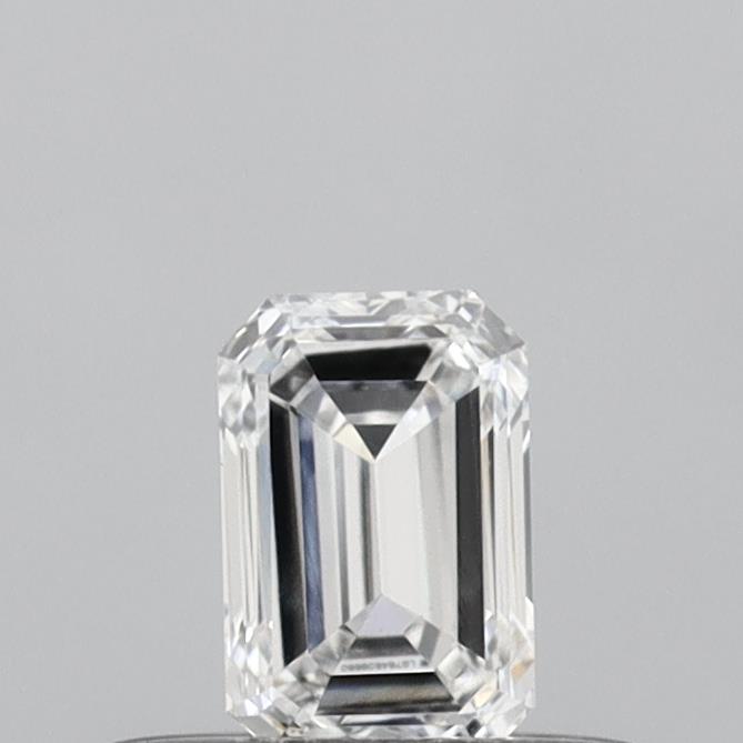 Actual 0.3 carat F Emerald lab-grown diamond