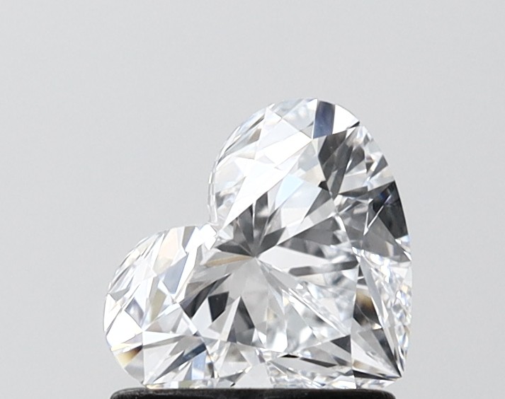 1.05 ct. heart Lab Grown Diamond front image
