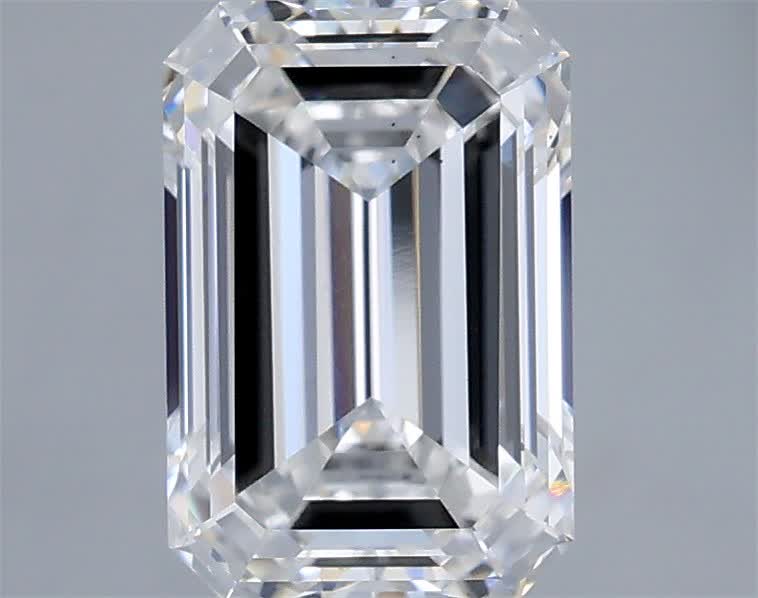 2.07 carat e VS2 EX Cut IGI emerald diamond