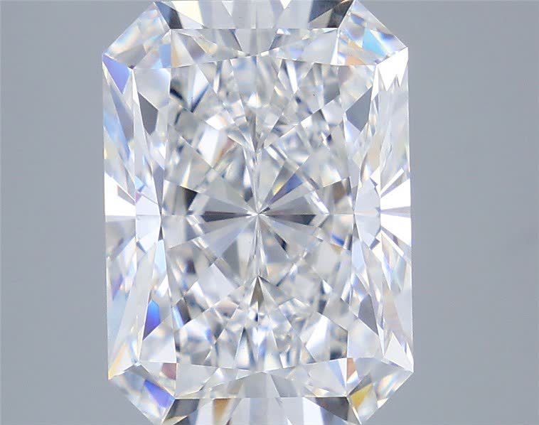 5.58 ct. radiant Lab Grown Diamond front image