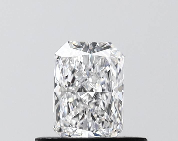 0.54 ct. radiant Lab Grown Diamond front image