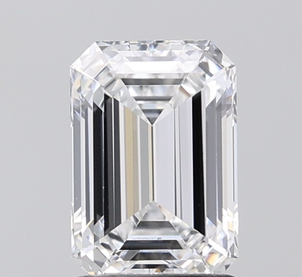 1.56 ct. emerald Lab Grown Diamond front image