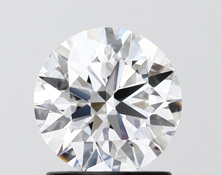 1.30 ct. round Lab Grown Diamond front image