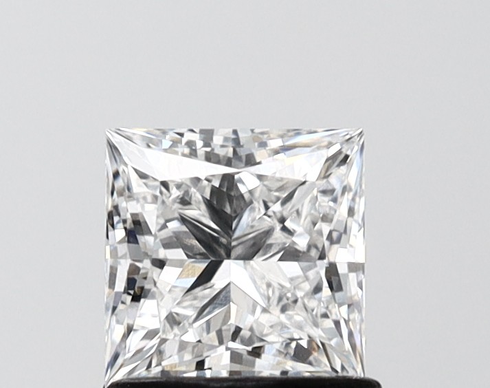 1.05 ct. princess Lab Grown Diamond front image