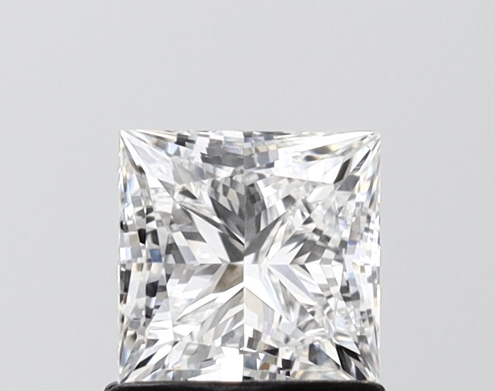 1.07 ct. princess Lab Grown Diamond front image