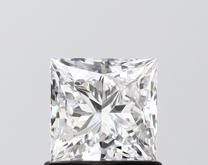 1.04 ct. princess Lab Grown Diamond front image