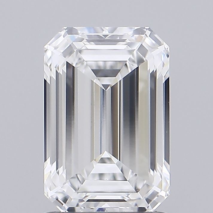 1.54 ct. emerald Lab Grown Diamond front image