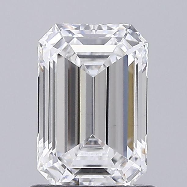 1.04 ct. emerald Lab Grown Diamond front image