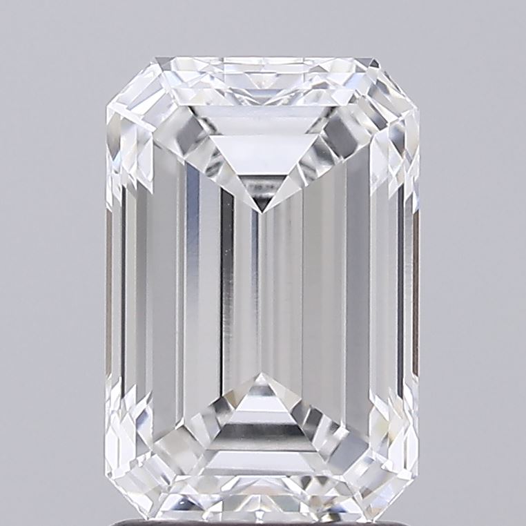 2.00 ct. emerald Lab Grown Diamond front image
