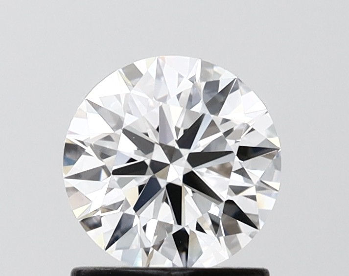 1.04 ct. round Lab Grown Diamond front image