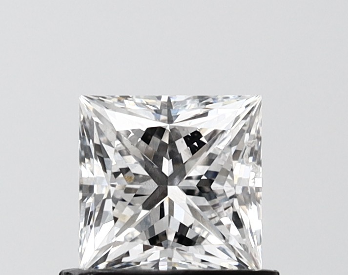 1.05 ct. princess Lab Grown Diamond front image