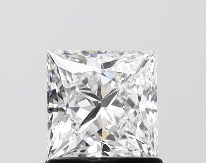 1.07 ct. princess Lab Grown Diamond front image
