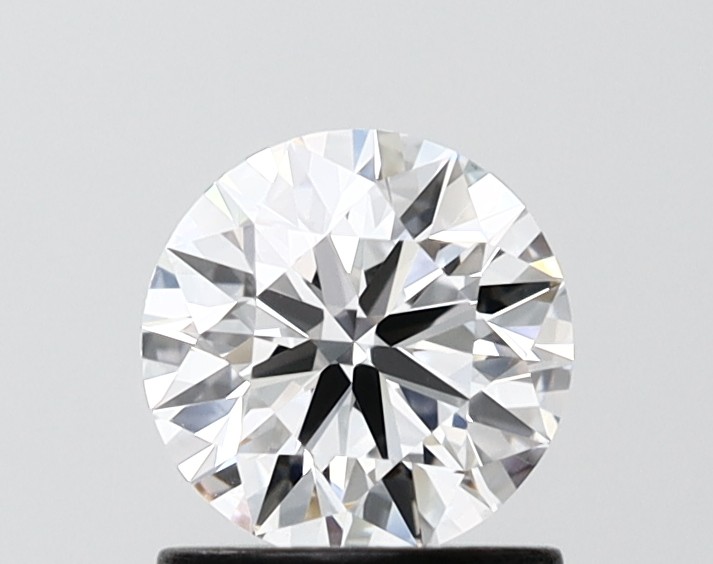 0.95 ct. round Lab Grown Diamond front image