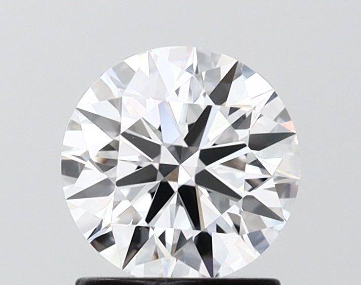 1.24 ct. round Lab Grown Diamond front image