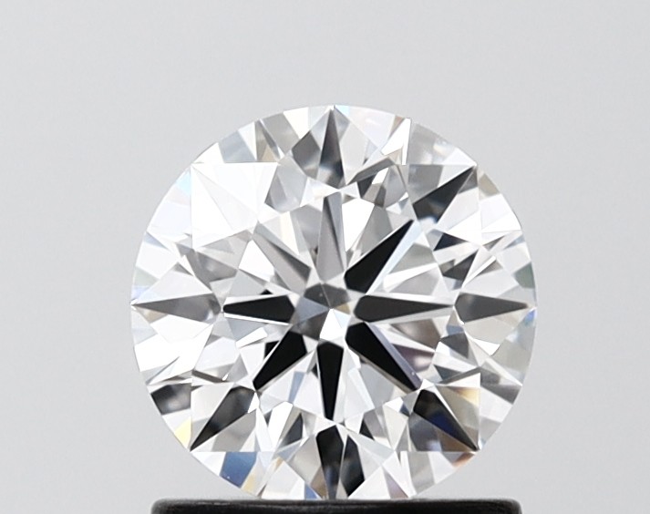 1.04 ct. round Lab Grown Diamond front image