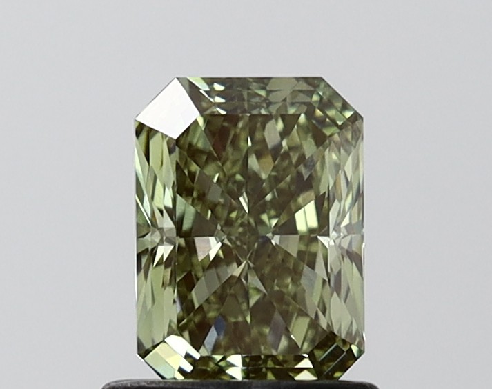 1.07 ct. radiant Lab Grown Diamond front image