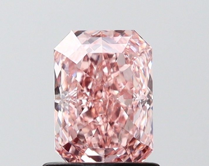 1.07 ct. radiant Lab Grown Diamond front image