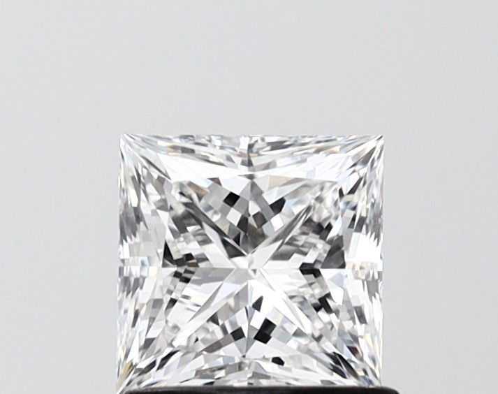 1.05 ct. princess Lab Grown Diamond front image