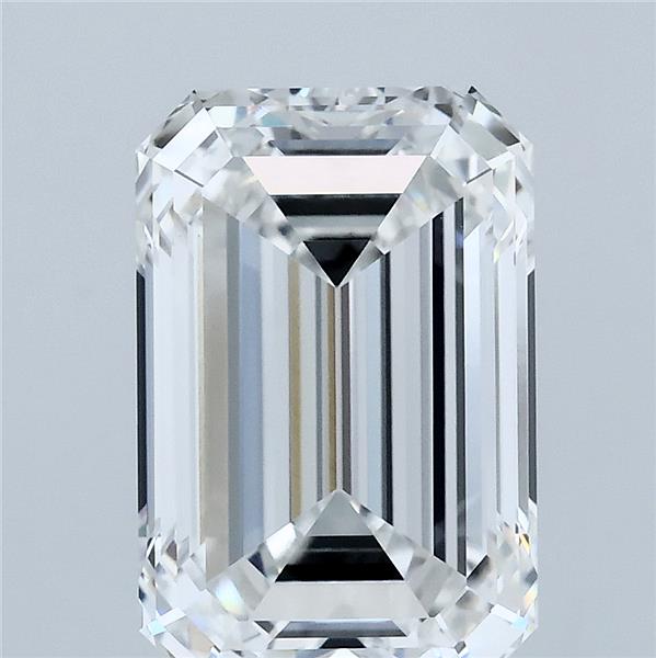 4.24 ct. emerald Lab Grown Diamond front image