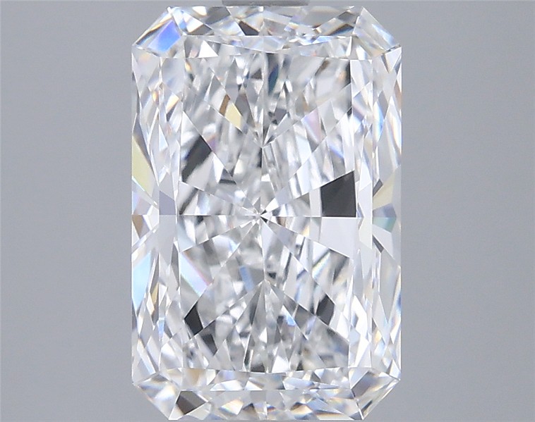 2.87 ct. radiant Lab Grown Diamond front image