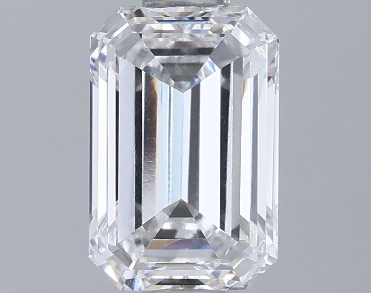 1.01 ct. emerald Lab Grown Diamond front image