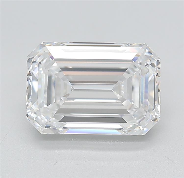 3.90 ct. emerald Lab Grown Diamond front image