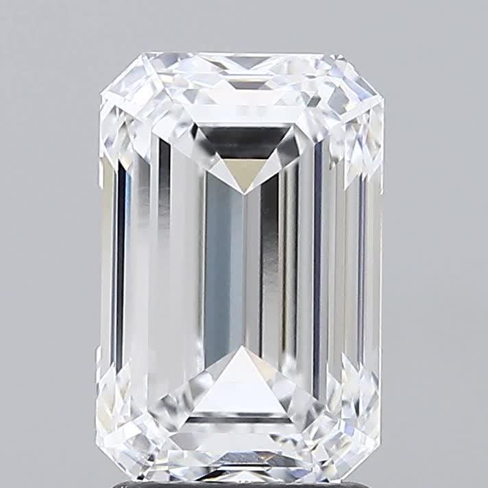 2.81 ct. emerald Lab Grown Diamond front image