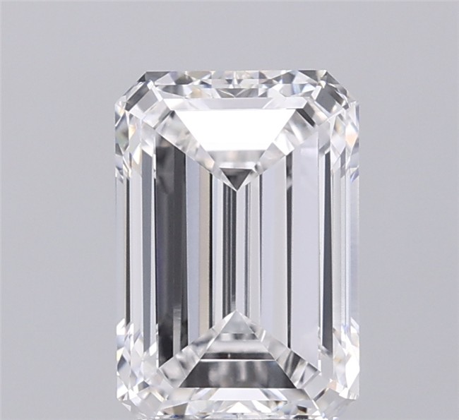 2.50 ct. emerald Lab Grown Diamond front image