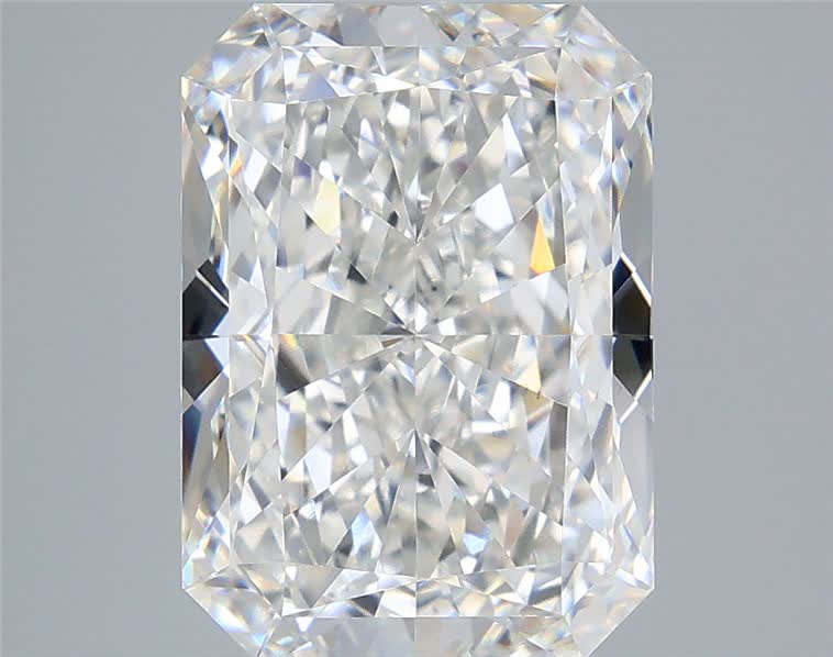 4.52 ct. radiant Lab Grown Diamond front image