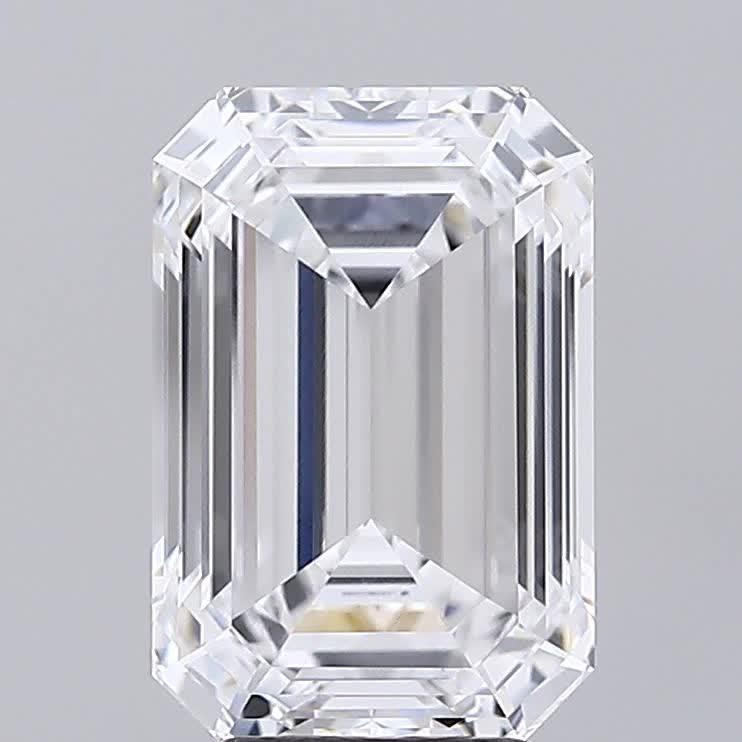 4.65 ct. emerald Lab Grown Diamond front image