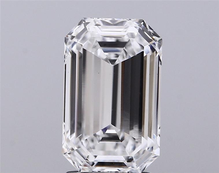 3.02 ct. emerald Lab Grown Diamond front image