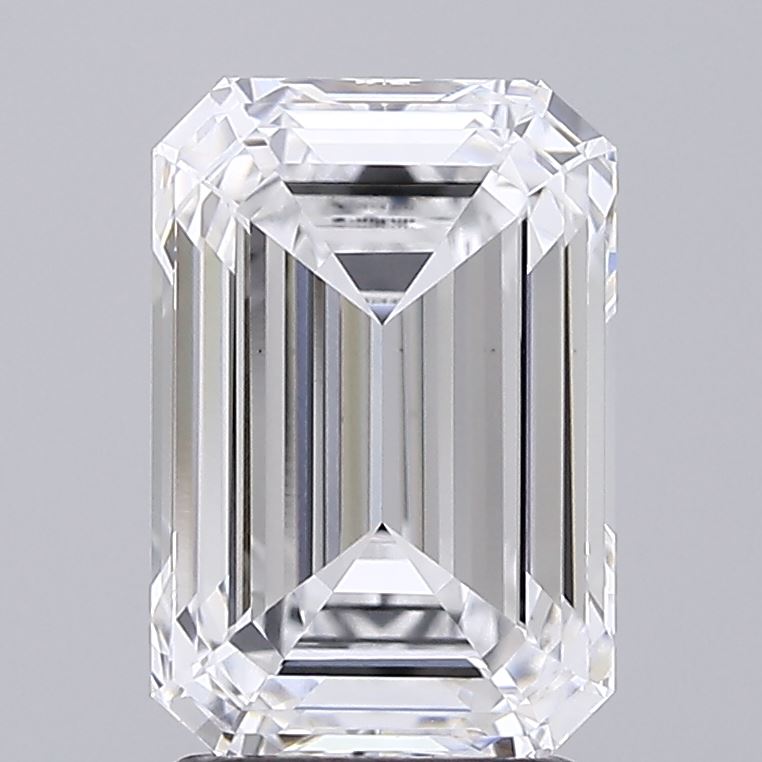 2.56 ct. emerald Lab Grown Diamond front image