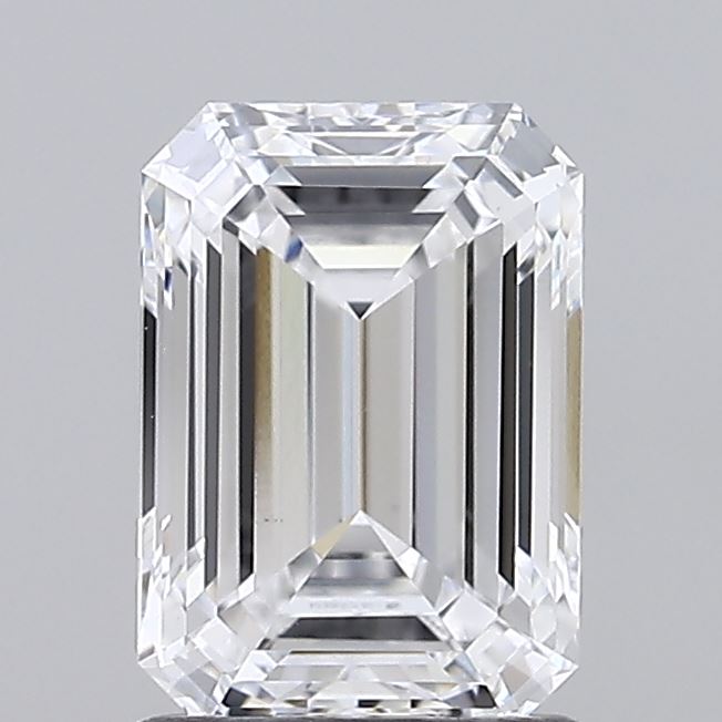 1.57 ct. emerald Lab Grown Diamond front image