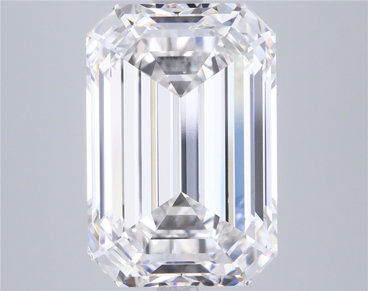 8.07 ct. emerald Lab Grown Diamond front image